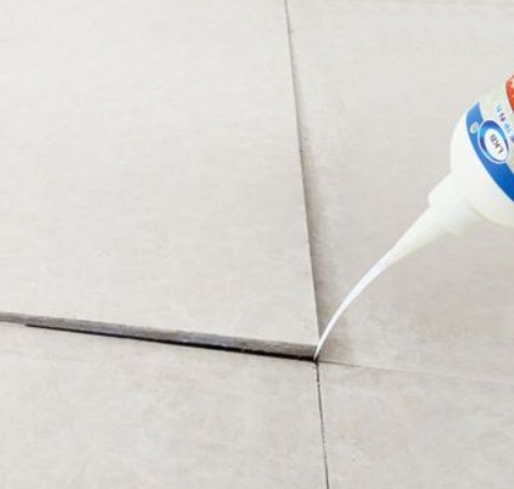 邗江瓷砖空鼓维修公司分享卫生间瓷砖脱落的原因可能有以下几点